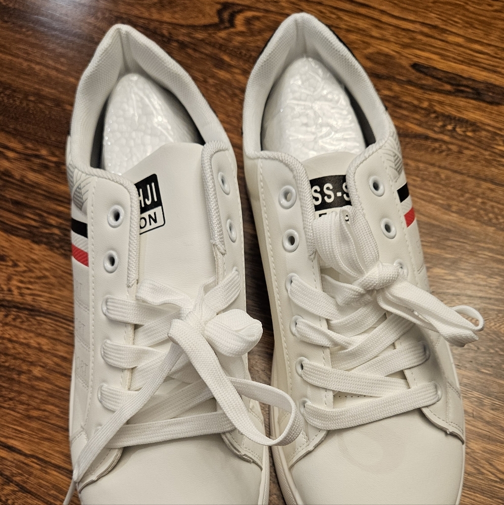 Mens NEW, SSNJ Sport Fashion Athletic Shoes. Size 10 (US)44 (Europe).